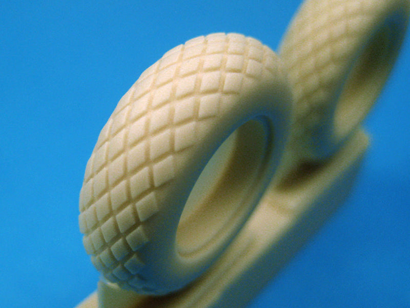 BR-32029 P-51 Mustang Diamond Tread Tires - 1/32 – Barracuda Studios