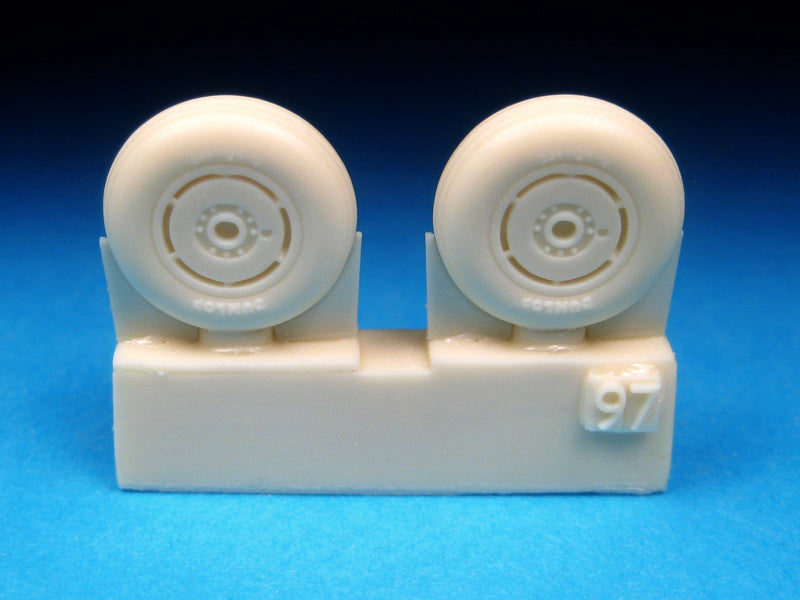 1/48 BarracudaCast Spitfire 3 Slot Wheels-Circumferential Tread BR48097 1/48 BarracudaCast Spitfire 3 Slot Wheels-Circumferential Tread BR48097