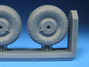 BR 72466 Mosquito Late Mainwheels - Block Tread - 1/72