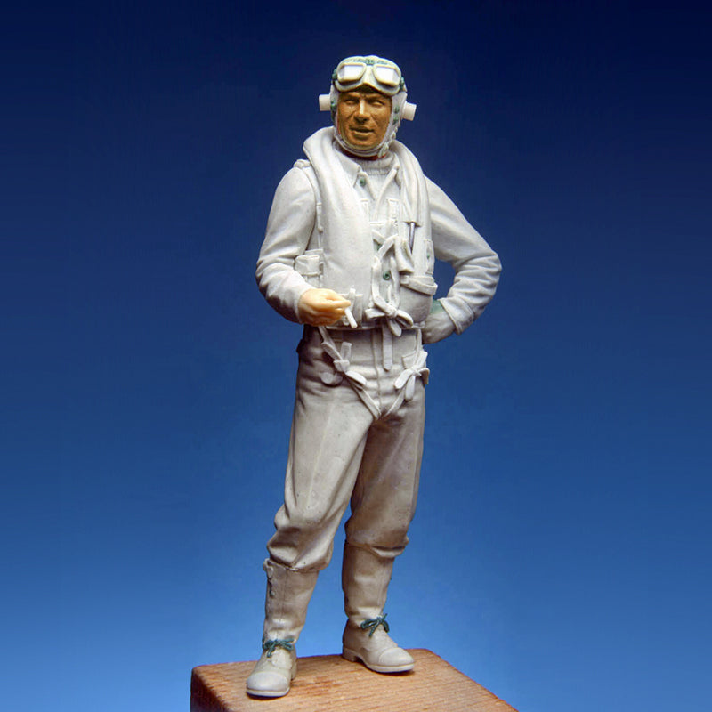 BR-24208 Hawker Typhoon Mid-Late War Pilot - 1/24