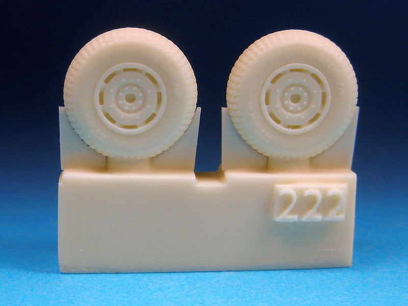 BR-72222 British 4-Slot 32