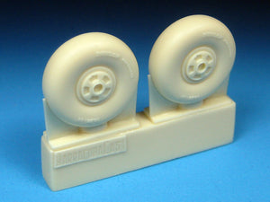 BR72246  Beaufighter Early Wheels - No Tread - 1/72
